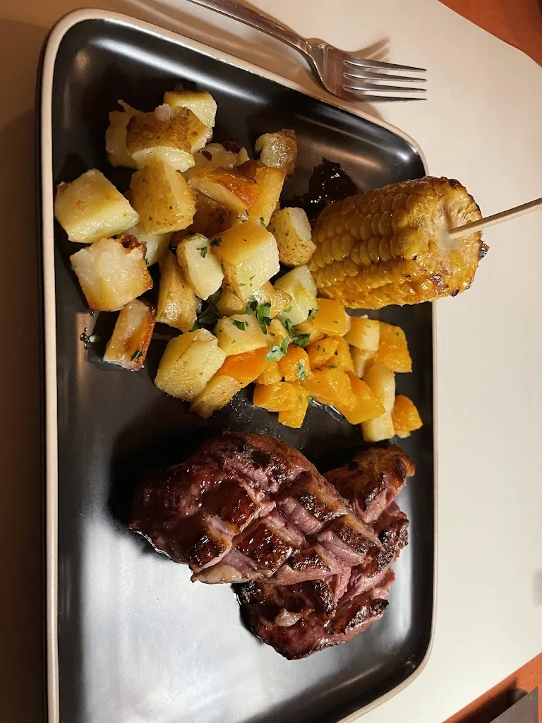 James Abdool_Coin Du Feu_Plagne_review