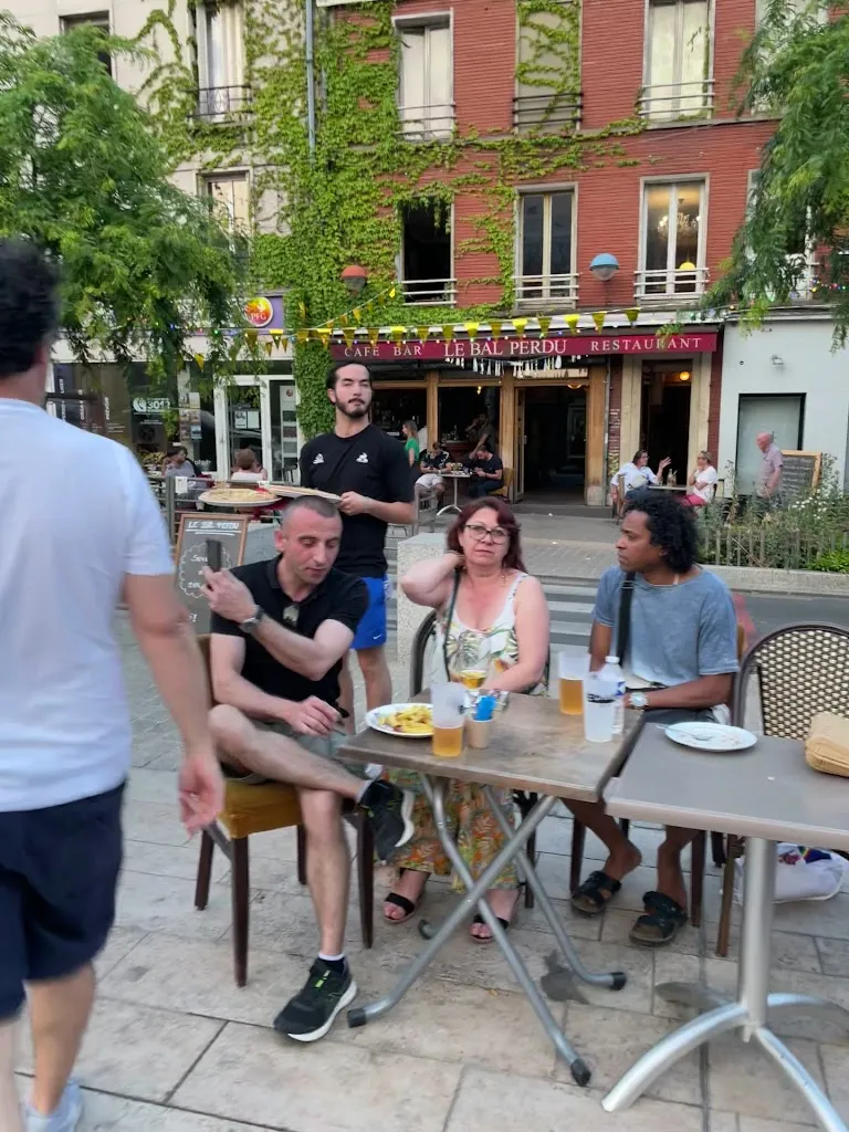 Le Bal Perdu_Bagnolet_slider_image_2