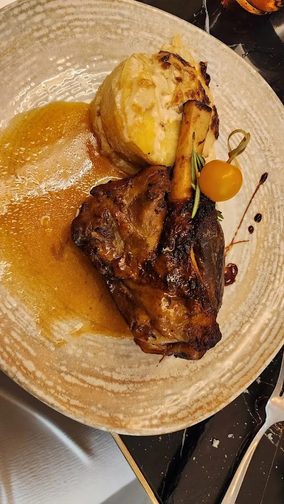 Carlos Villaseñor_Le Toquet _Bagnolet_review