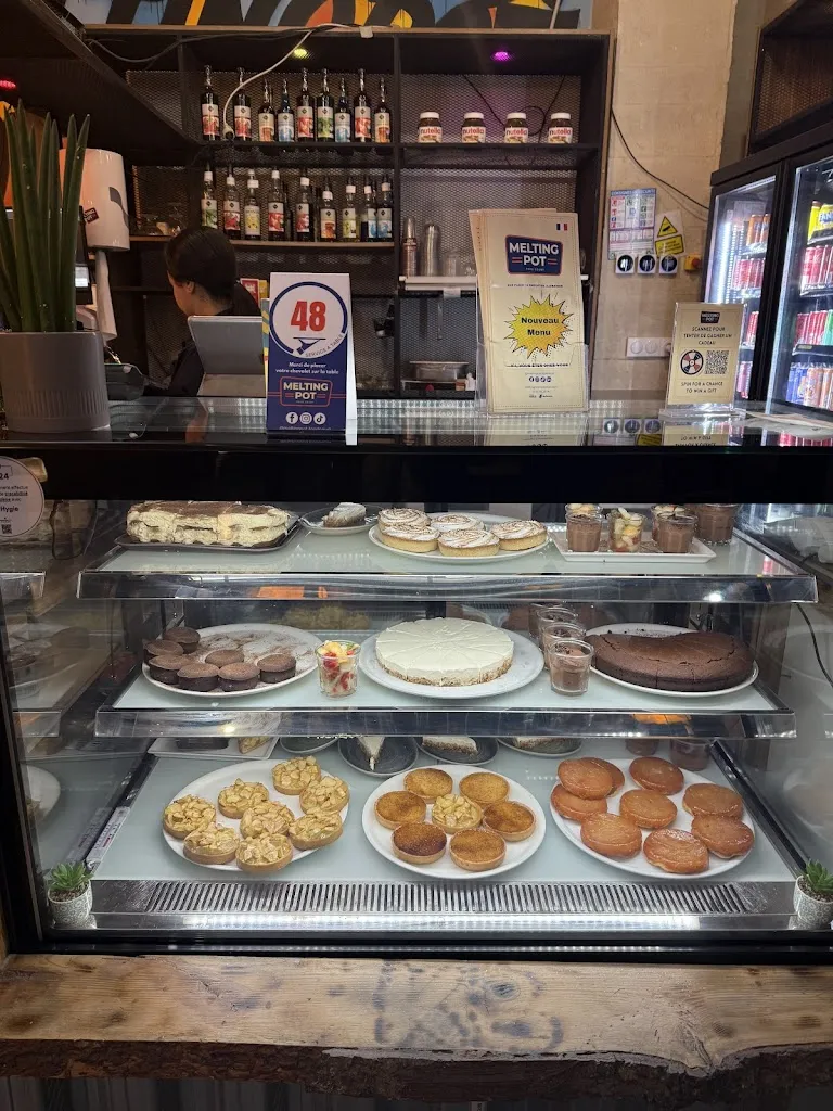 Huỳnh Thị Xuân Hòa_Melting Pot Food Court_Bagnolet_review