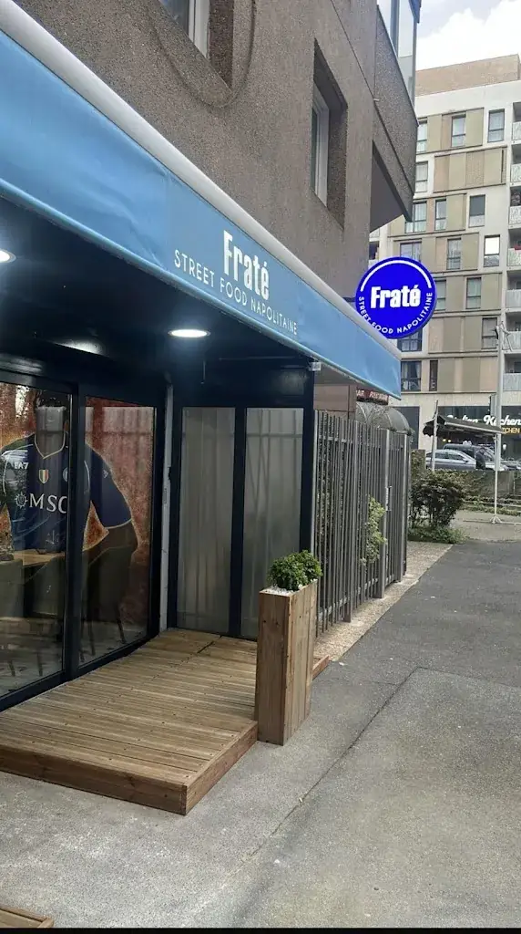 Fraté by Italian Kitchen_Bagnolet_slider_image_1