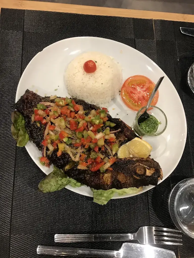 徐小贏_Voyage du Palais_Bagnolet_reseña