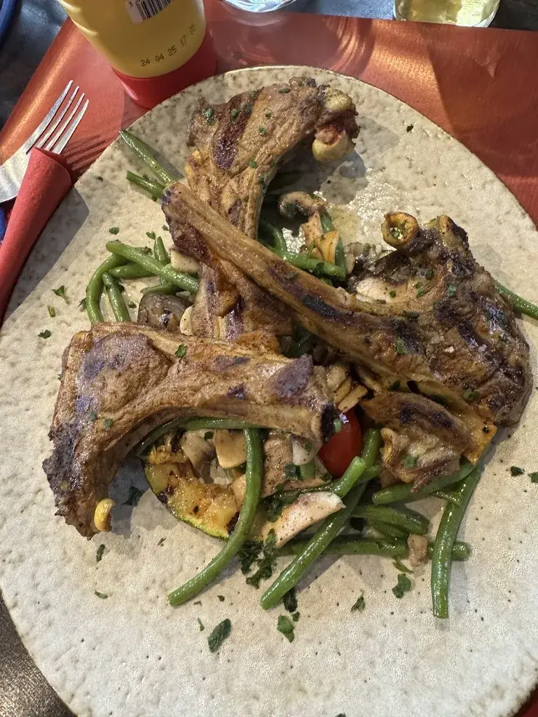 Sylvia_La Toscana_Bagnolet_review