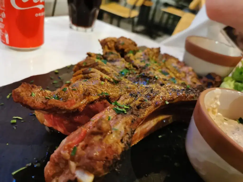 Dave C_L'art du boeuf original_Bagnolet_review