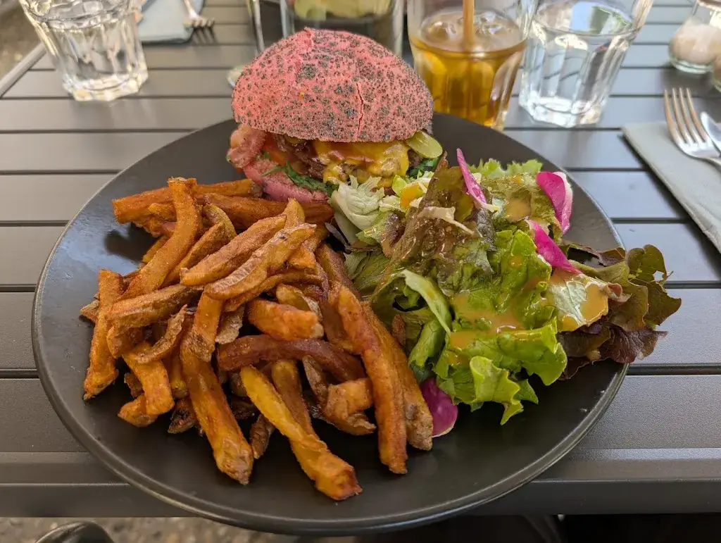 Les bons passants_Die_slider_image_3