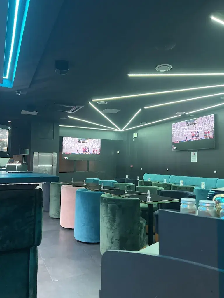 Lamine Morkache_Le Dynastie_Bagnolet_recensione