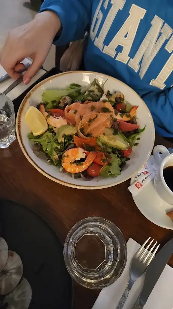 Café Le Papillon_Paris_slider_image_2