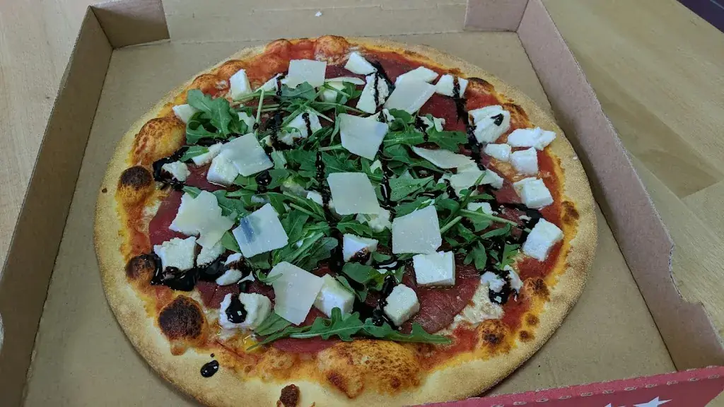 Adil's_Bagnolet_slider_image_3