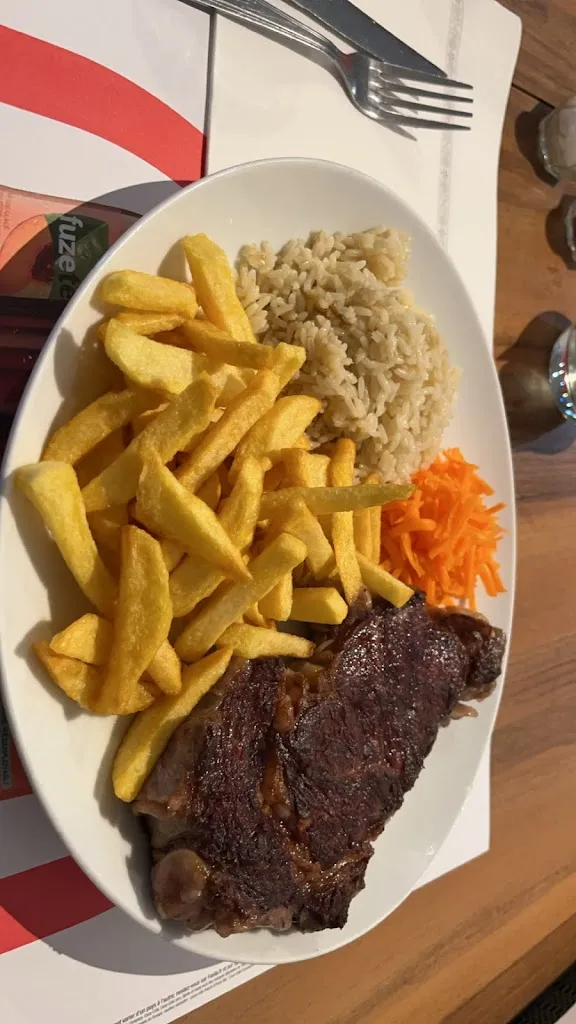 Julien Hanna_La Fourche_Bagneux_review