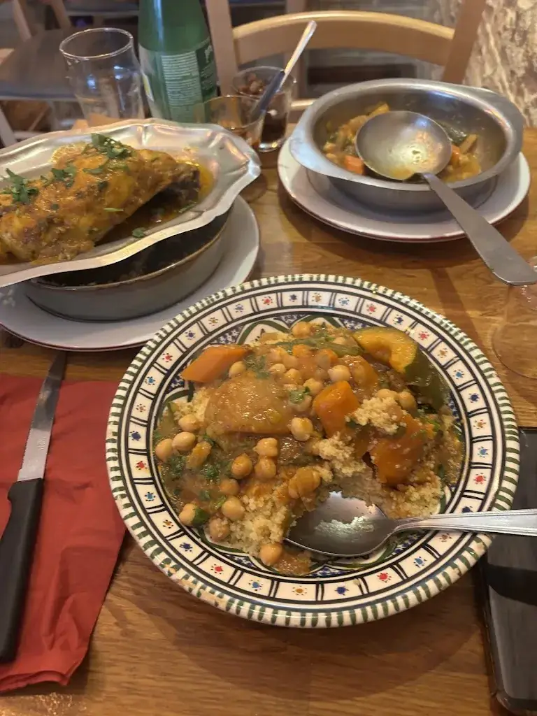 YASSINE EL KHELIFI_Café de la Mairie_Bagneux_Bewertung