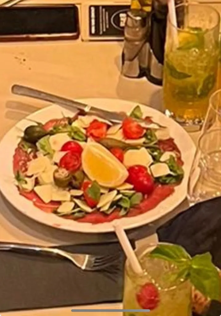 Bassira Traore_Butcher Square_Cachan_review