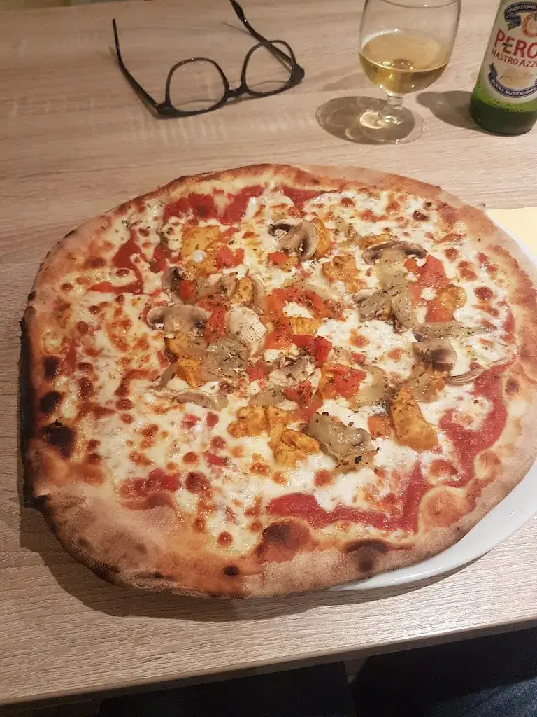 Theo Loustaud (Théo L)_La Bonne Pâte_Bagneux_recensione