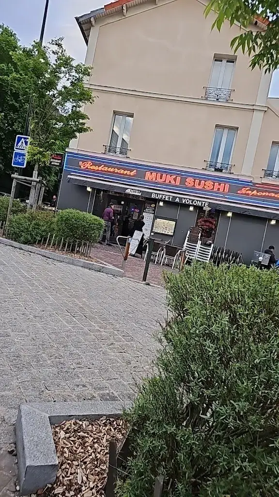 Abid Latif_Muki Sushi_Bagneux_review