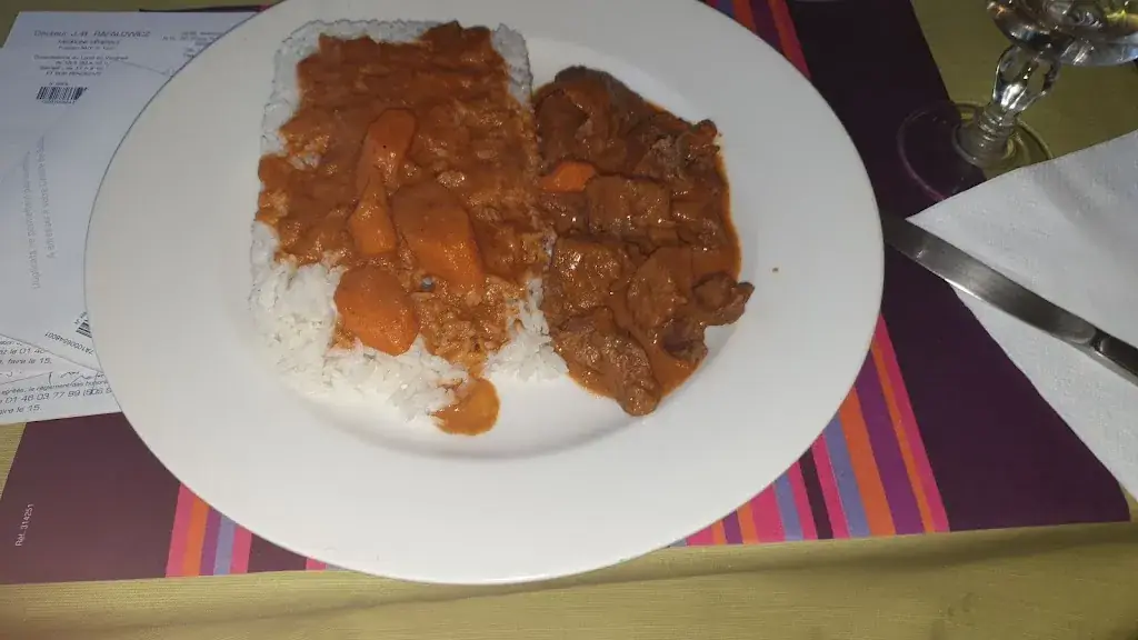 Vedat Esen_Josep Chacha Saveur d'Afrique_Bagneux_recensione