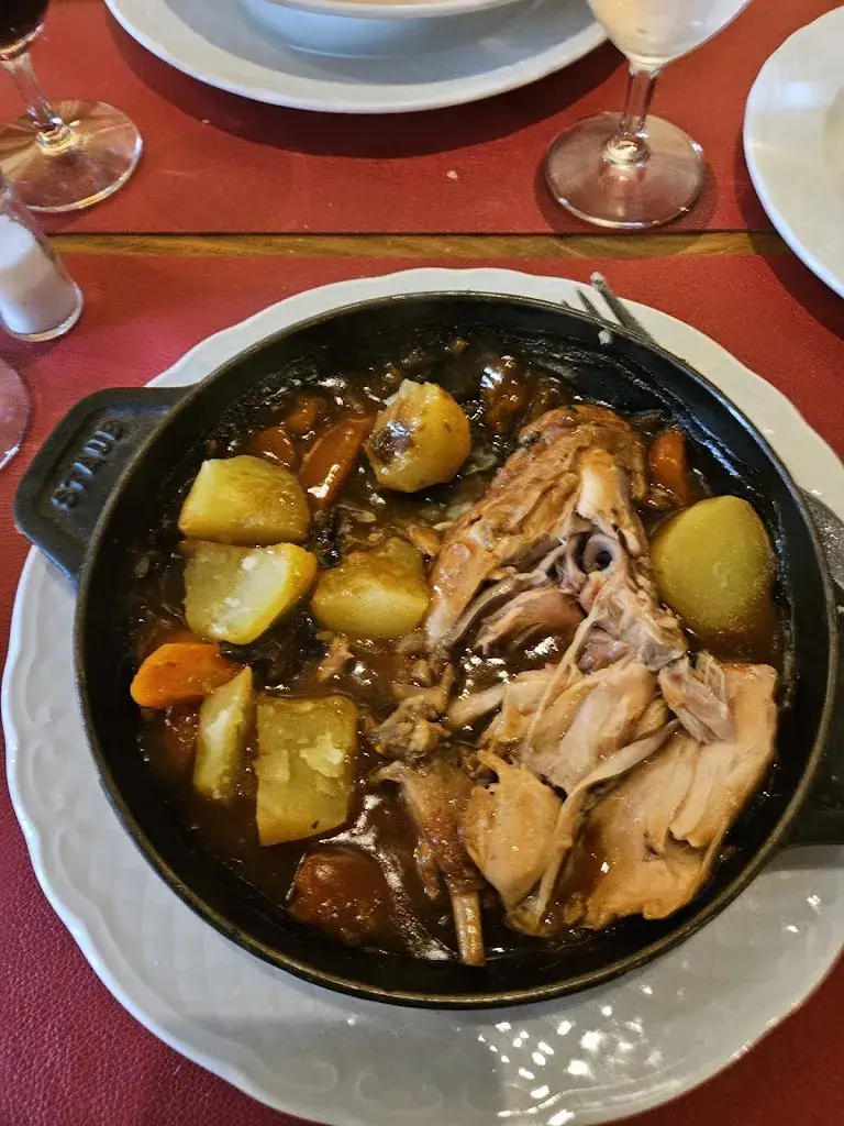 Louis_L'Auberge de l'Abbaye_Neauphle-le-Vieux_review