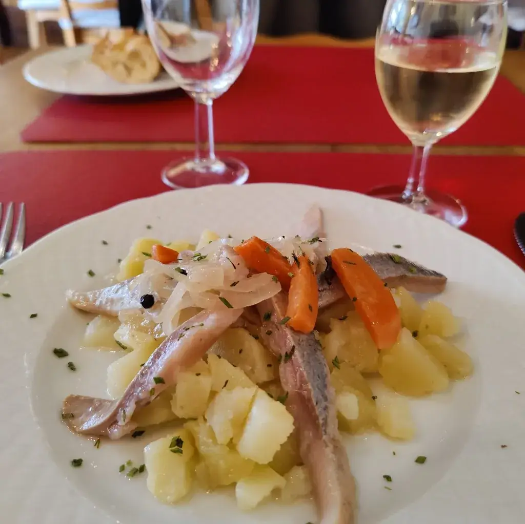 Olli Varkki_L'Auberge de l'Abbaye_Neauphle-le-Vieux_review