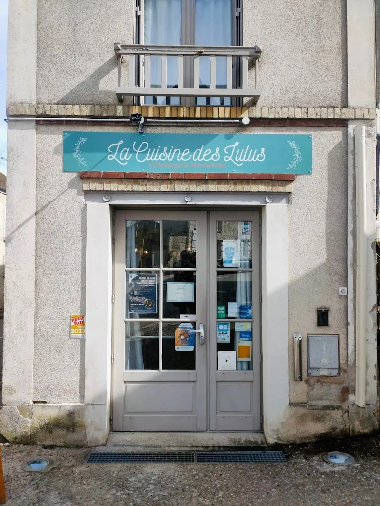 LA CUISINE DES LULUS restaurant in Montainville