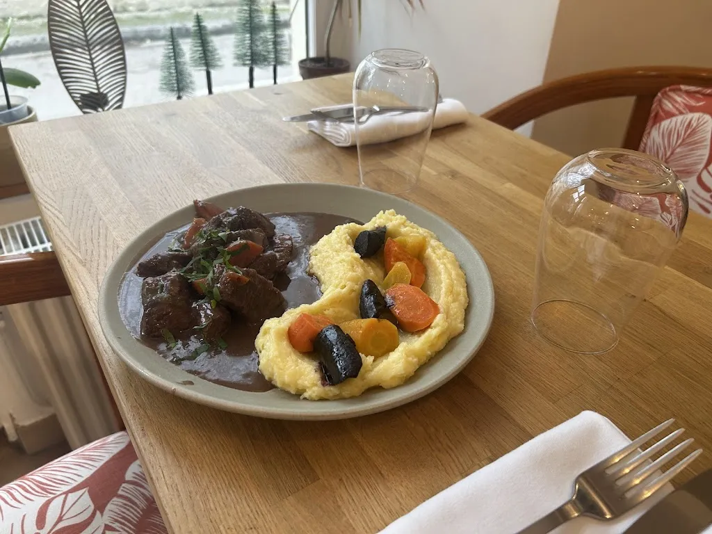 LA CUISINE DES LULUS_Montainville_slider_image_3