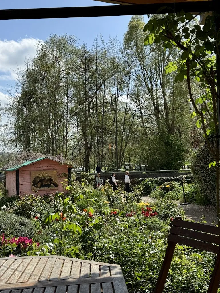 Lydia K_Le temps des fleurs_Giverny_review