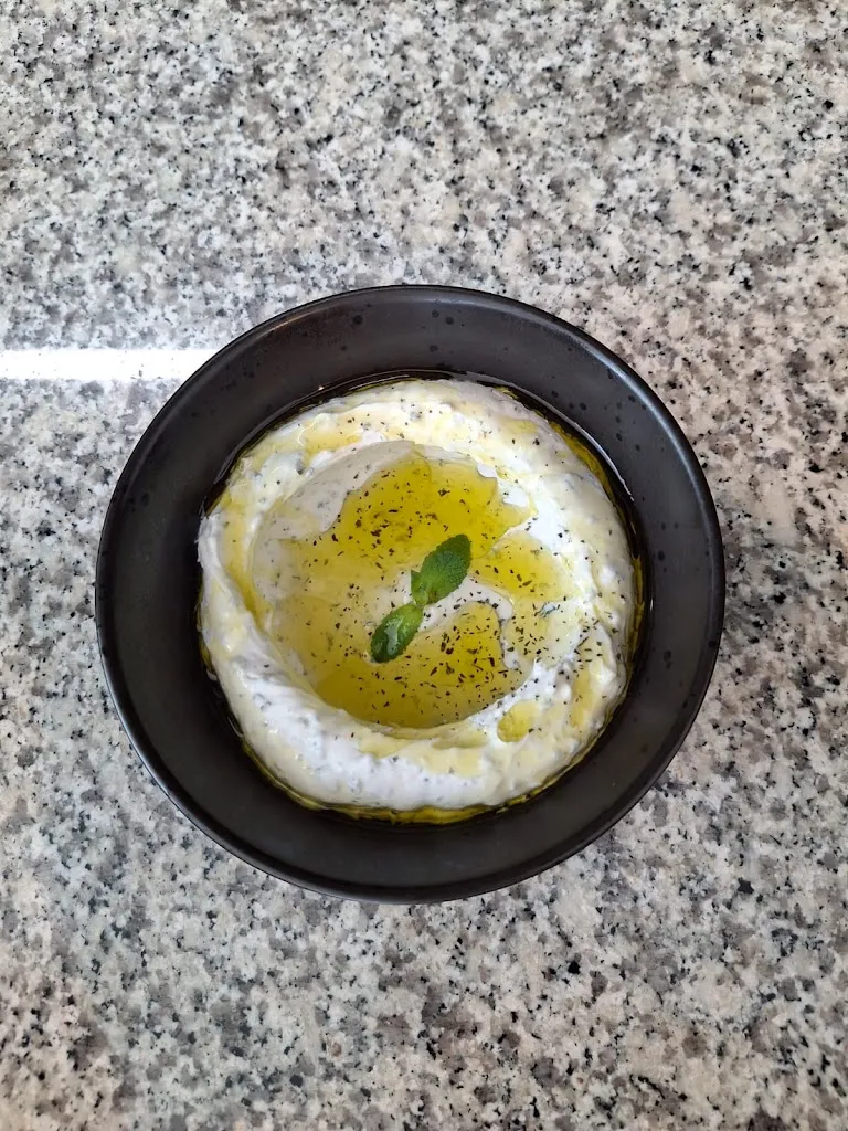 Liban sur Seine_Bennecourt_slider_image_3