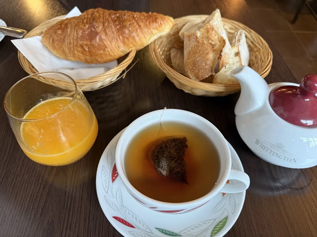 Brian Kane_Au Coin du Pain'tre_Giverny_review