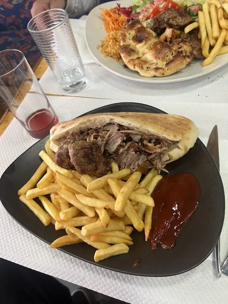 Grace Molinero_Le fidèle Freneuse_Freneuse_avis