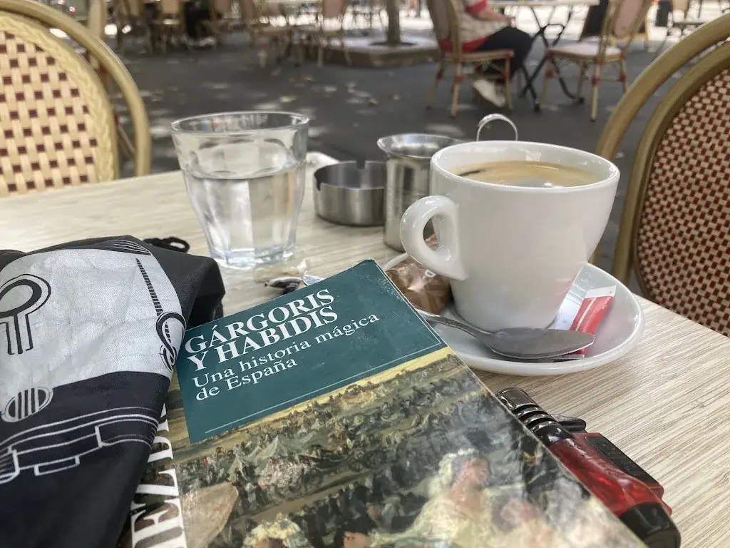 Alfonso Bruna_Aux Vendanges_Bois-Colombes_review