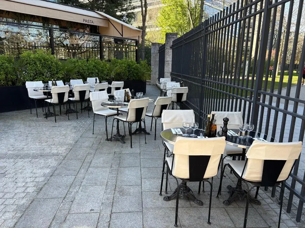 Rizzo_Bois-Colombes_slider_image_1