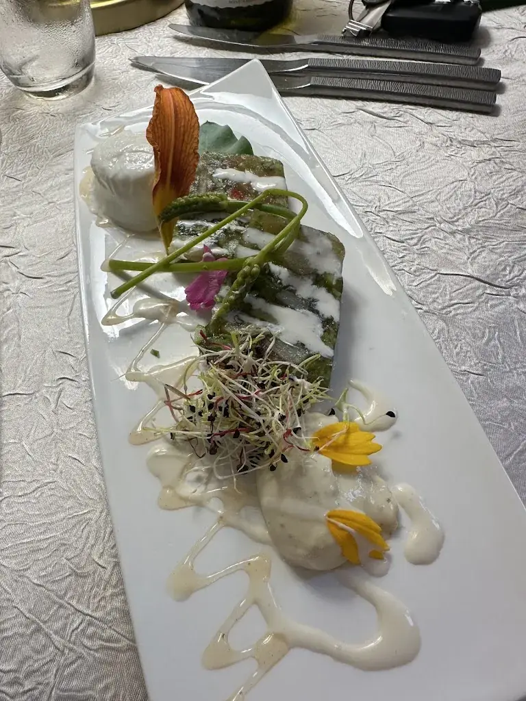 Simon DMNT_L'Auberge de l'Elan_Celle-les-Bordes_review