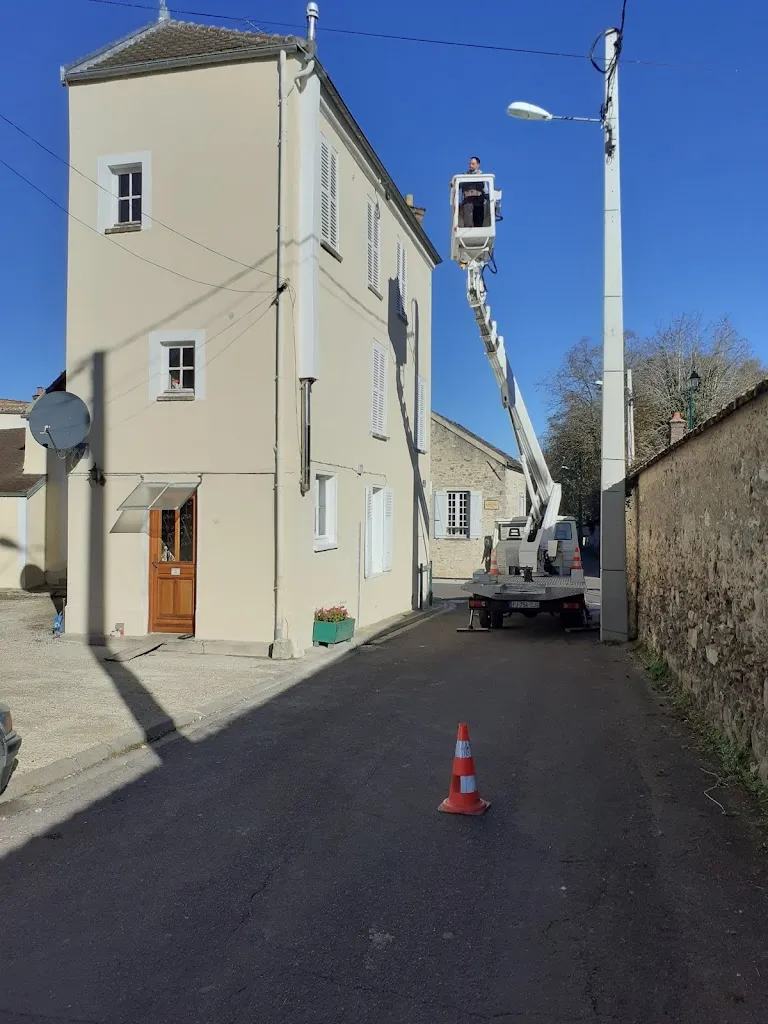 Baudet Pierrette_Bois-le-Roi_slider_image_3