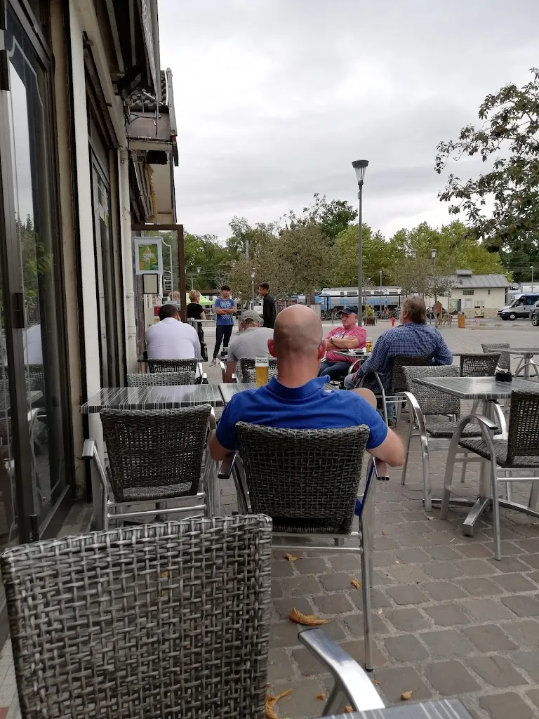 Le Café de la Gare_Bois-le-Roi_slider_image_3