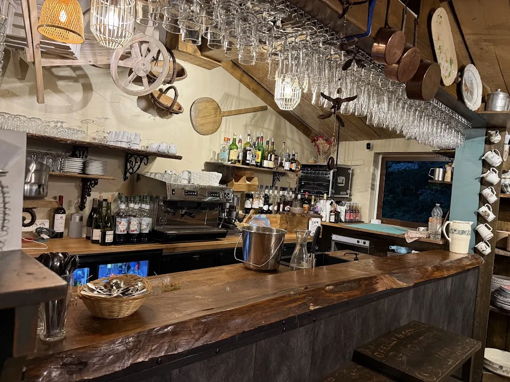 La Croix d'Augas_Fontainebleau_slider_image_3