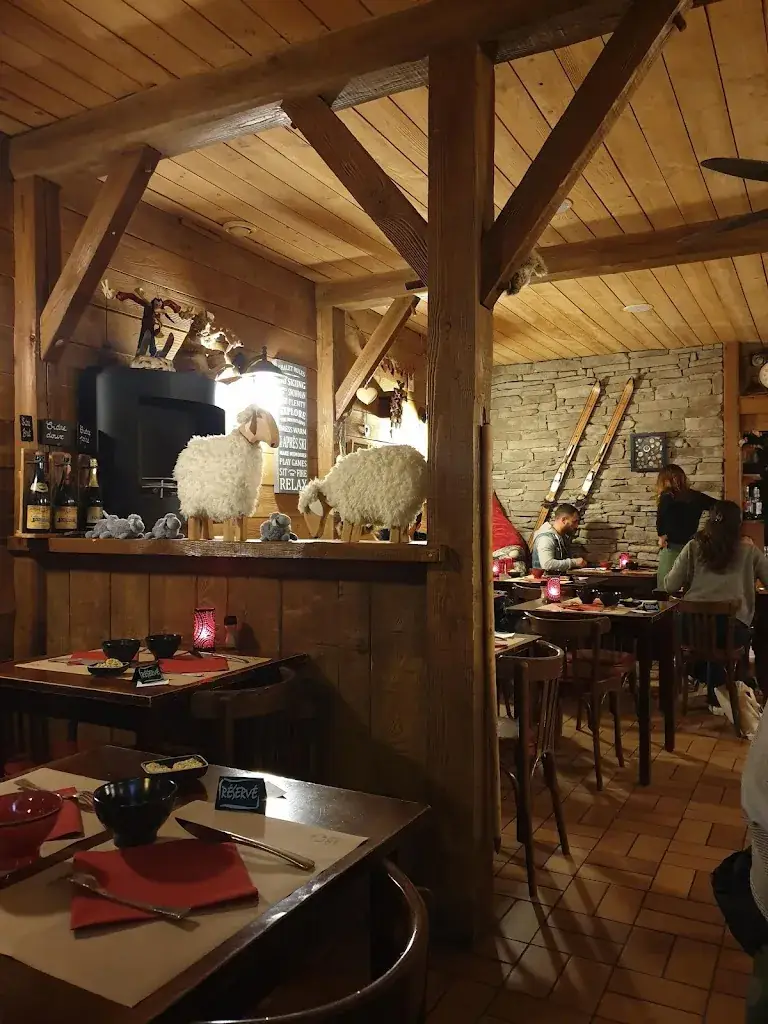 Clement Sim_Le Chalet de Mennecy_Mennecy_review