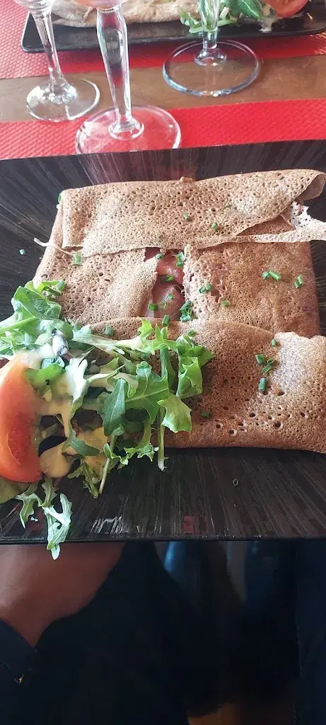 Mike Querin_Le Chalet de Mennecy_Mennecy_review