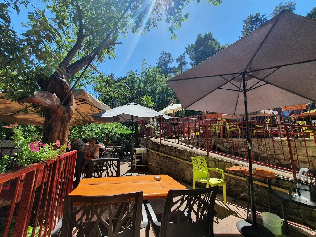 La Chaumière Du Télégraphe restaurante en Champcueil