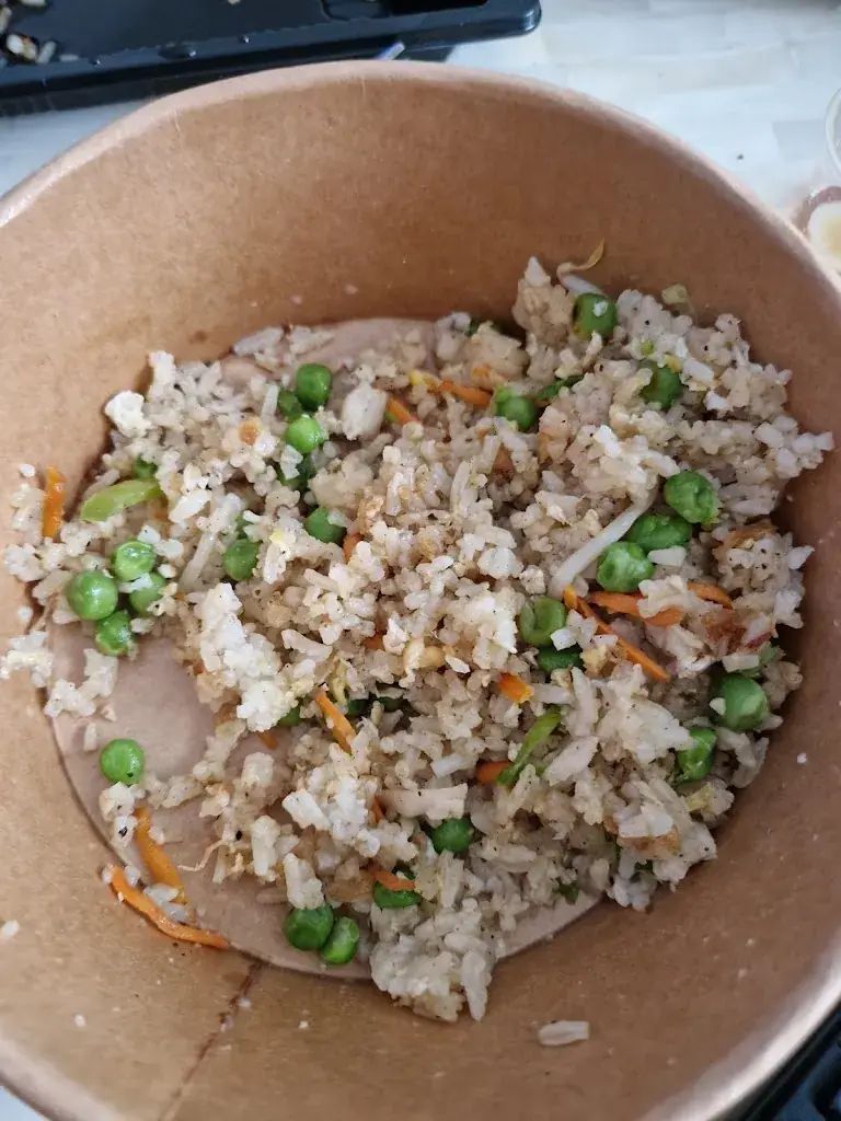 Errami Toufa_Just Sushi Bonnières-Sur-Seine_Bonnières-sur-Seine_avis