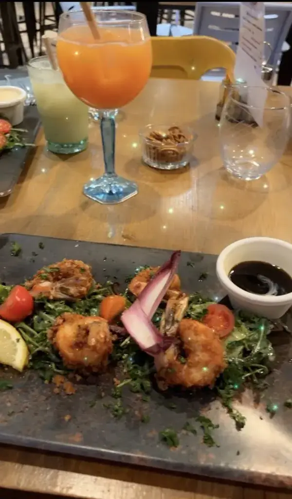 Jessy-Hope Mokoma_L'Uzine_Coulommiers_review