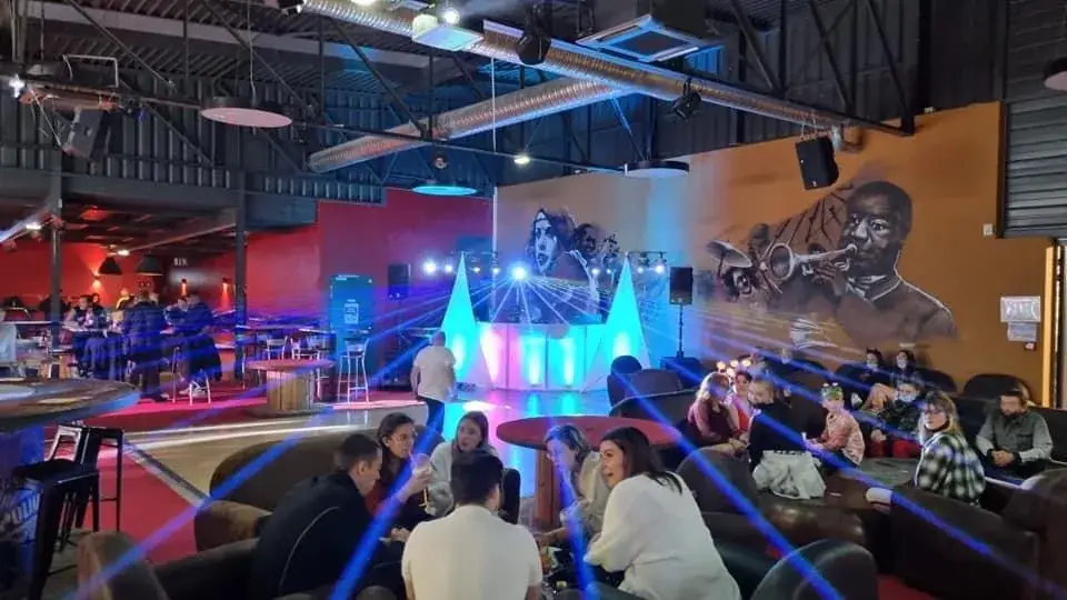 L'Uzine Restaurant in Coulommiers