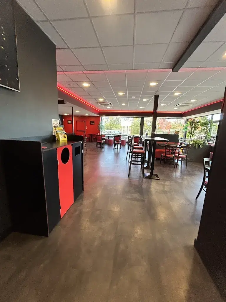 The Corners Food Court_Coulommiers_slider_image_3