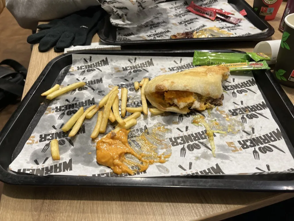 Warner's café_Boissy-Saint-Léger_slider_image_2