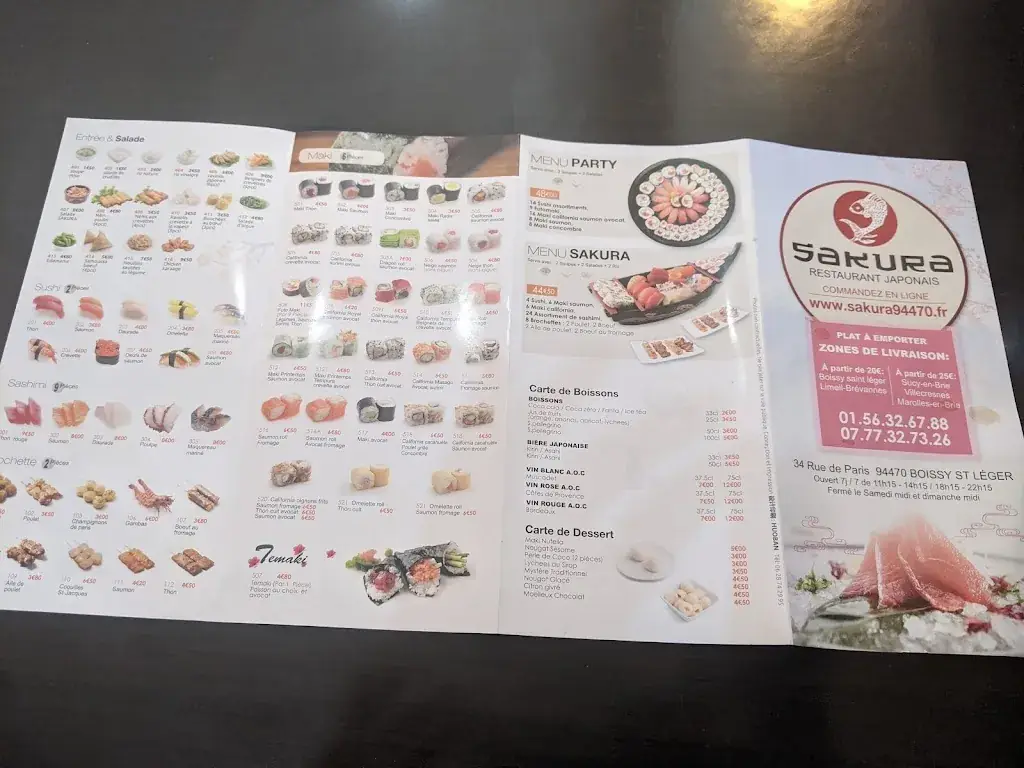 Linda Douanla_Sakura_Boissy-Saint-Léger_recensione