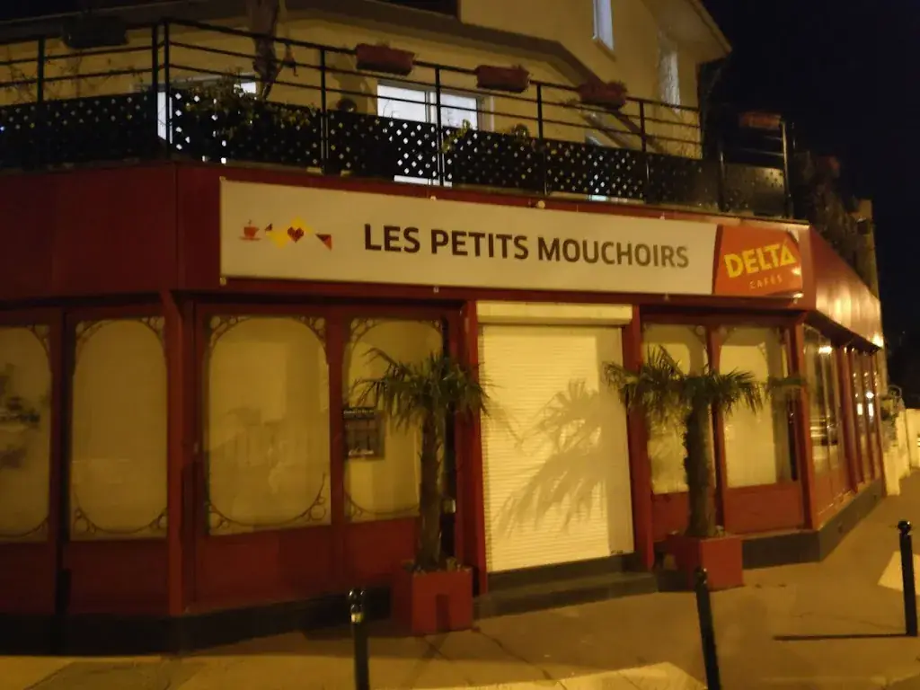 Antonio De Patto_Les Petits Mouchoirs_Clamart_review
