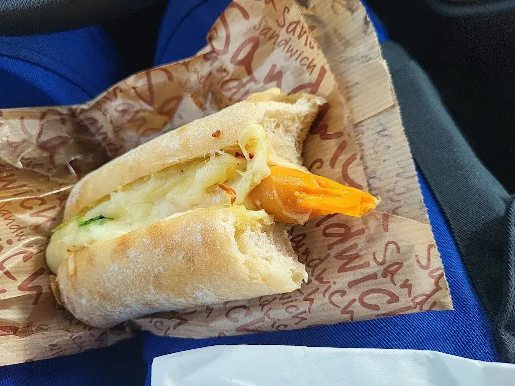 Tomek S_Stratto Aire du Chat Blanc - N118_Bièvres_review