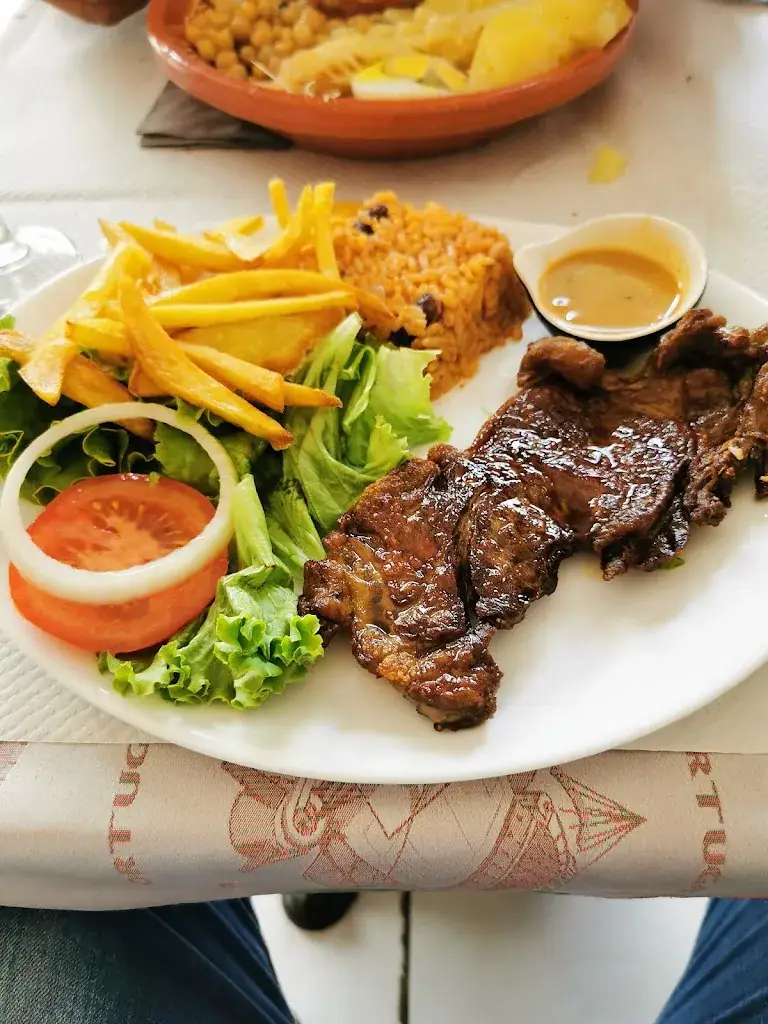 Vitoria restaurant in Domont