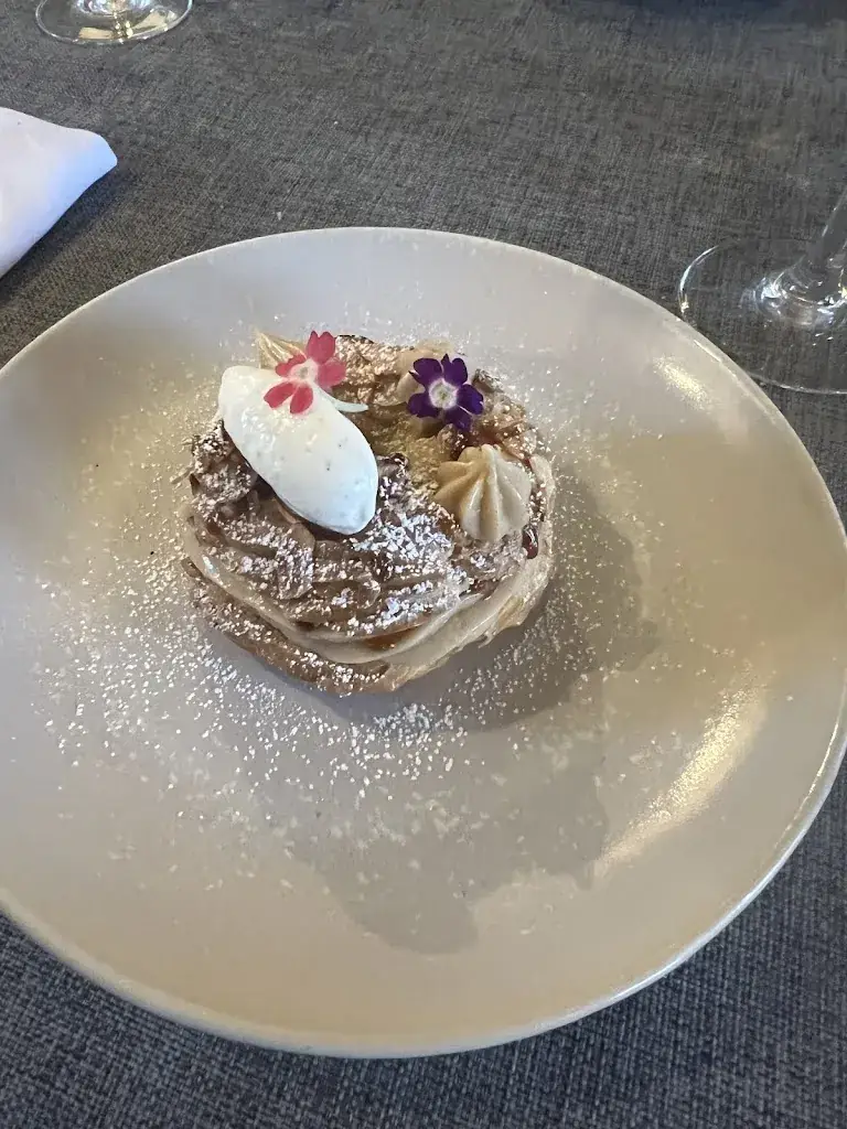 Clément Lefevre_Le Ventre Saint Gris_Bezons_review