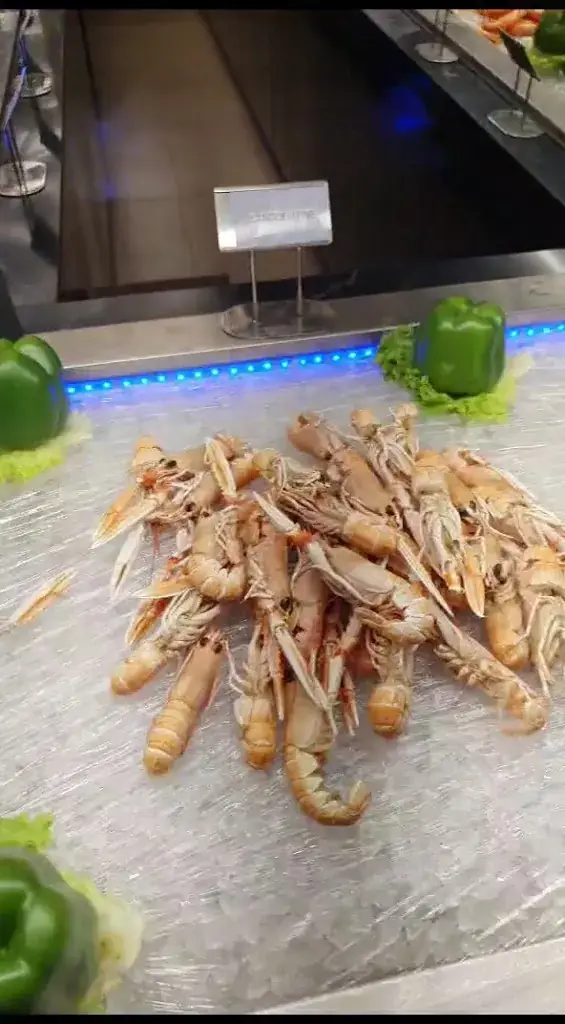 Globe Trotter_Bezons_slider_image_2