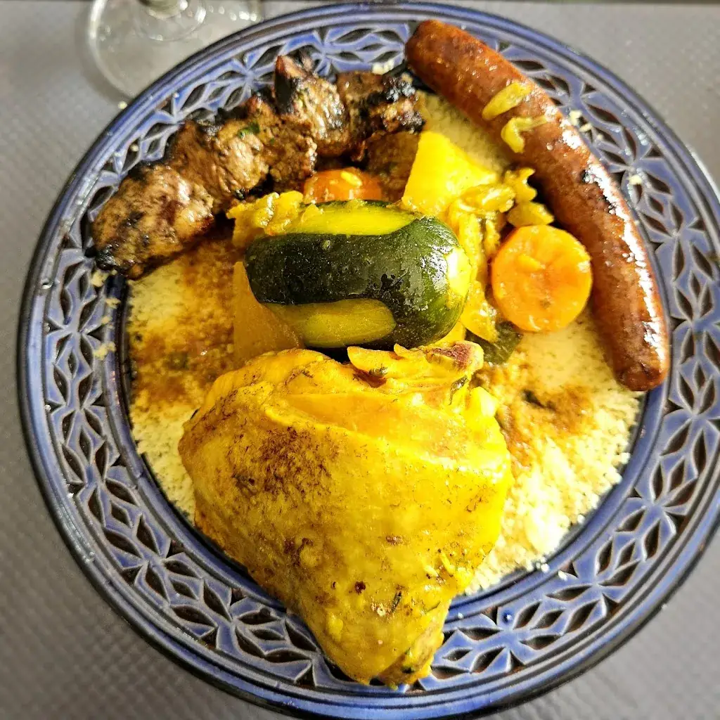 Sihem Naami_O' DÉLICES_Bezons_review