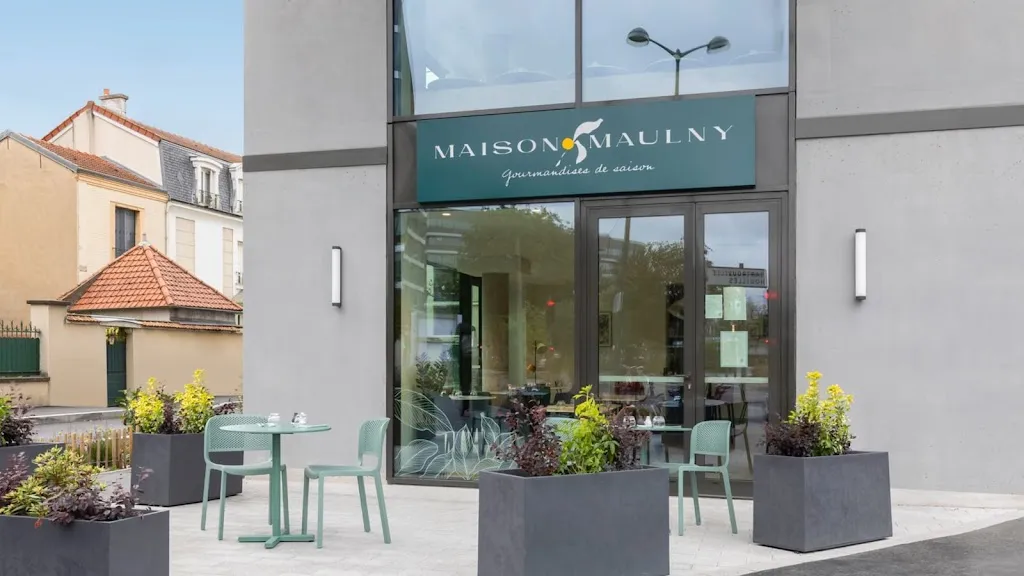 MAISON MAULNY restaurant in Bezons