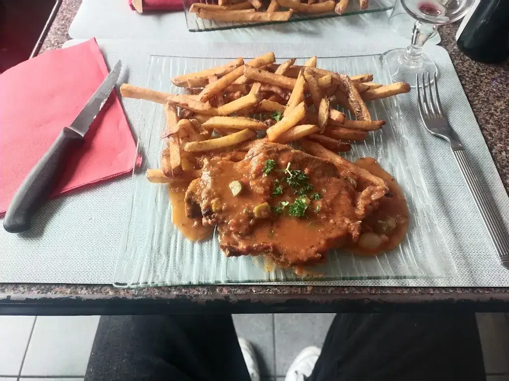 Chevalier Frederic_Le Relaxe_Bezons_review