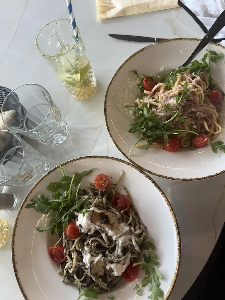 Sadamm Naceur_Le Garipino_Bezons_review